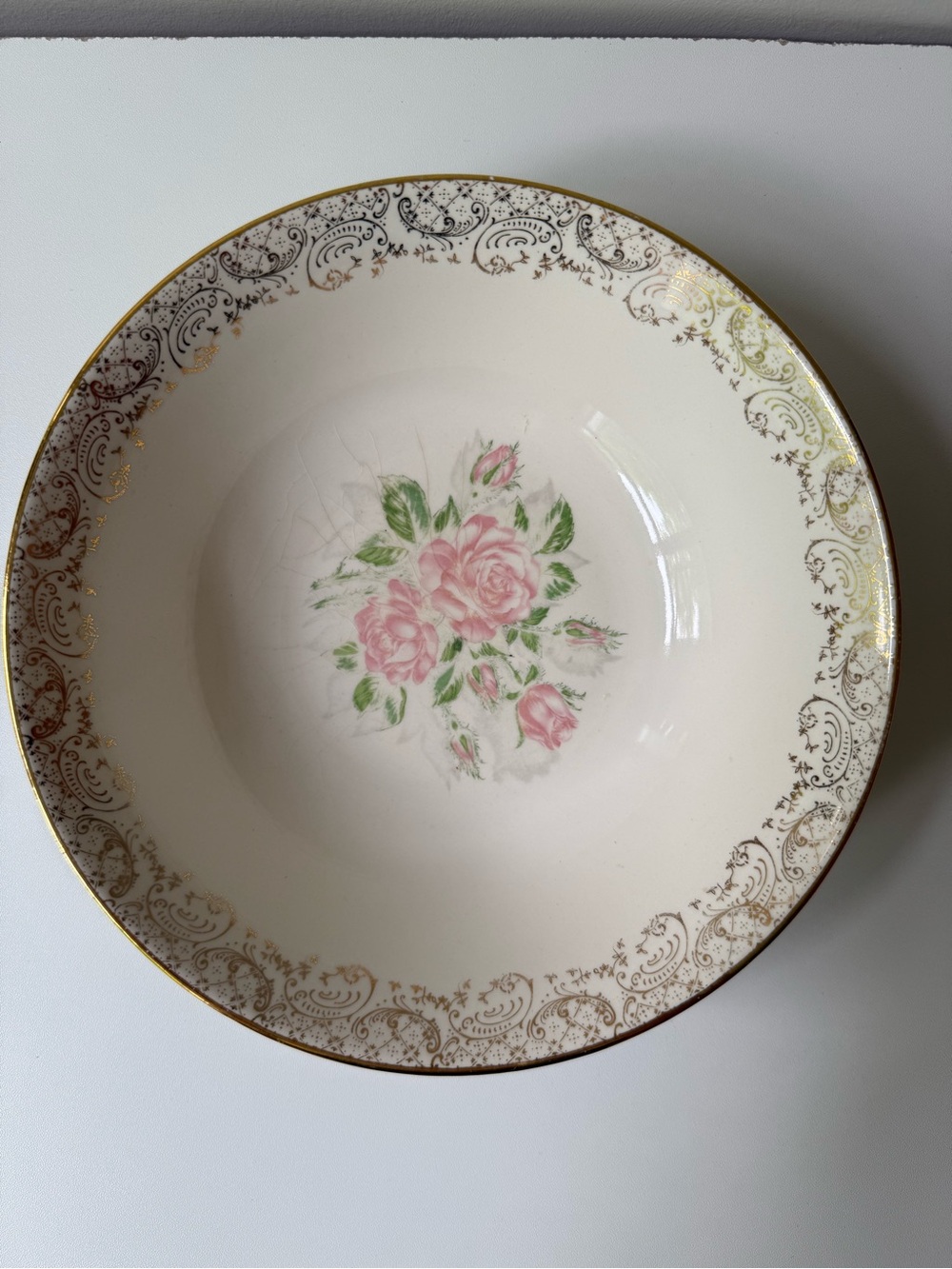 Tudor Pink Rose Floral Serving Bowl with Gold Trim - Picture 3 of 3